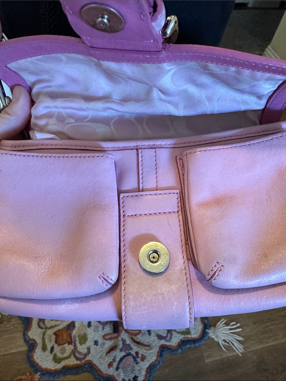 Coach y2k 3683 Soho leather crossbody bag baby pink RARE 💕 - Picture 5 of 16